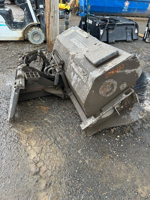 2019 PALADIN Sweepster SB72