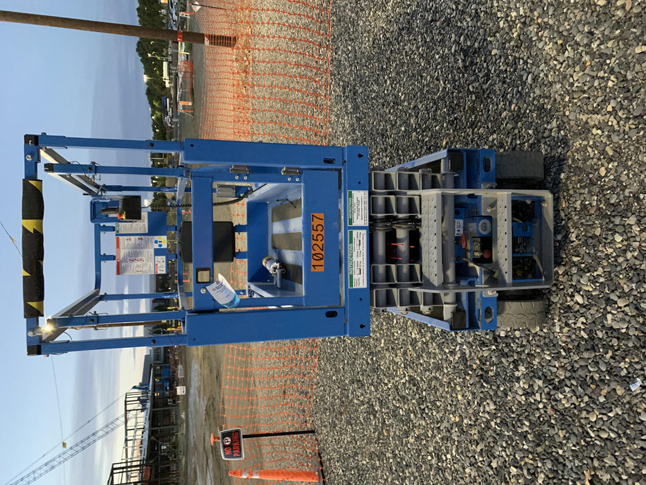 2020 Genie GS-1930 Solid Non Marking Tires, Beacon, Folding rails with half height swing gate, 800W Inverter