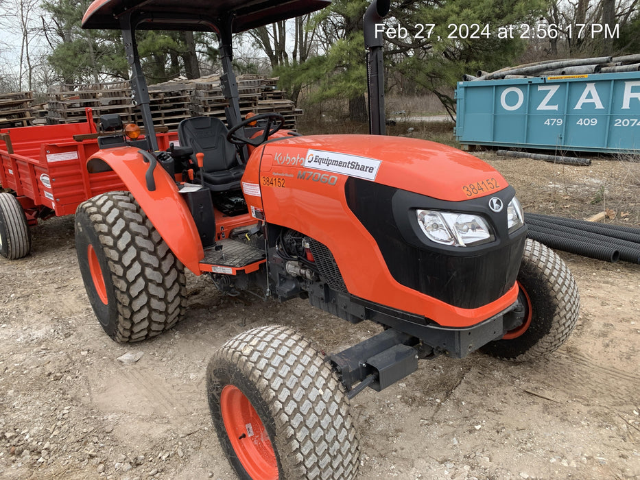 2024 KUBOTA M7060HD Canopy