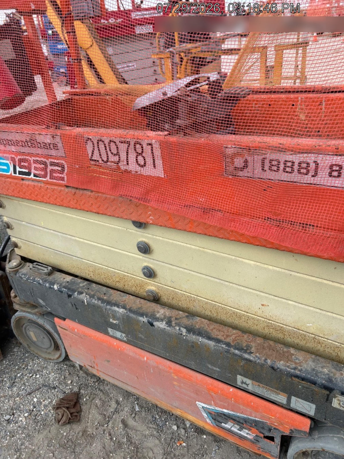 2022 JLG ES1932