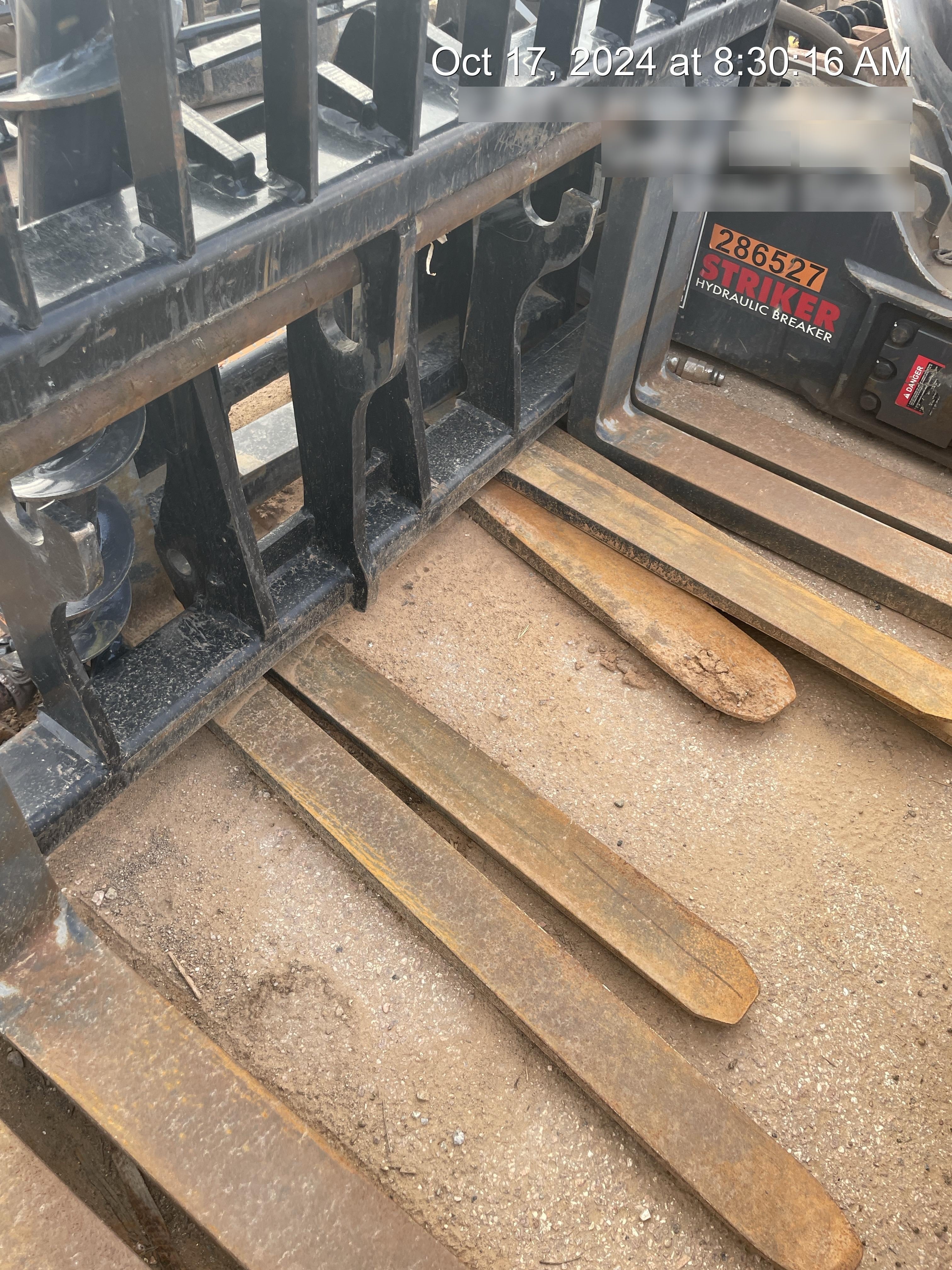 2023 ARROW MATERIAL HANDLING 48" Pallet Forks - Arrow