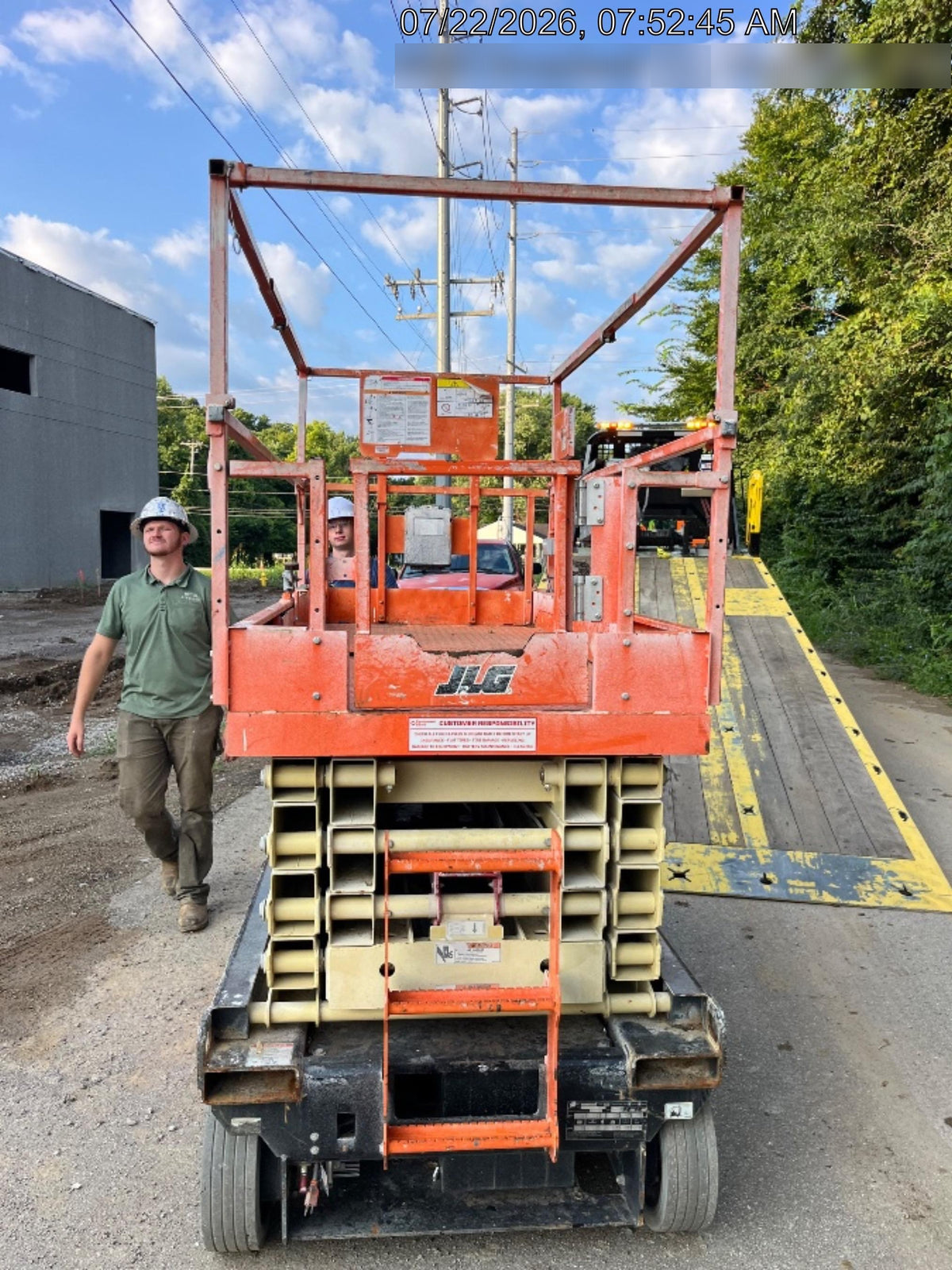 2022 JLG R3246