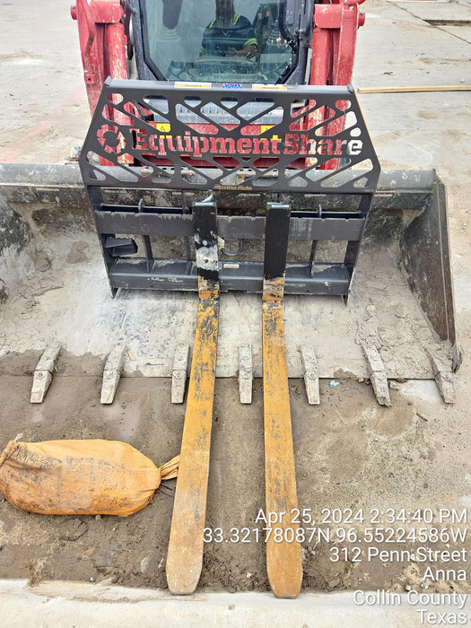 2024 PALADIN 48" Pallet Forks - Paladin