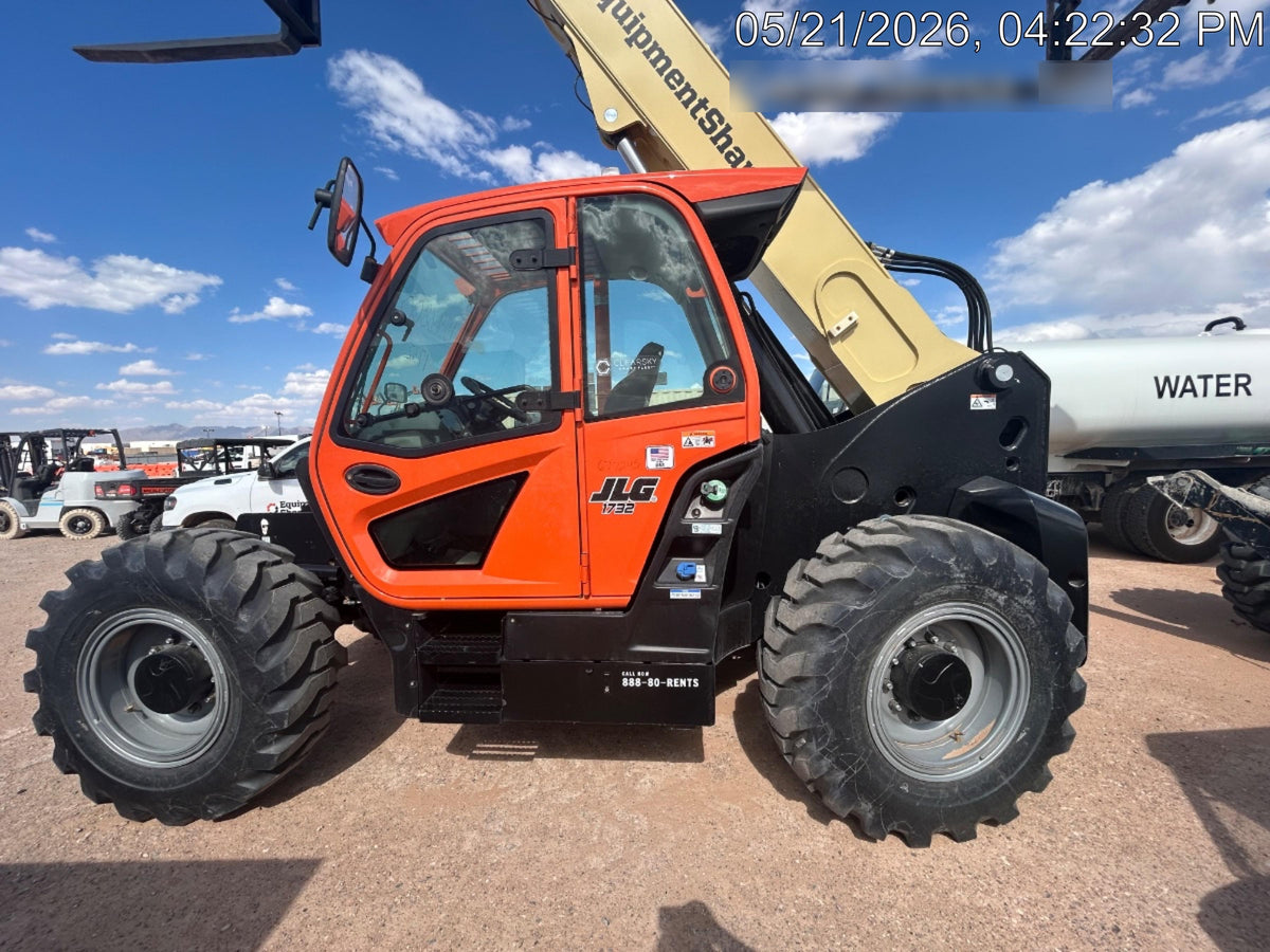 2026 JLG 1732