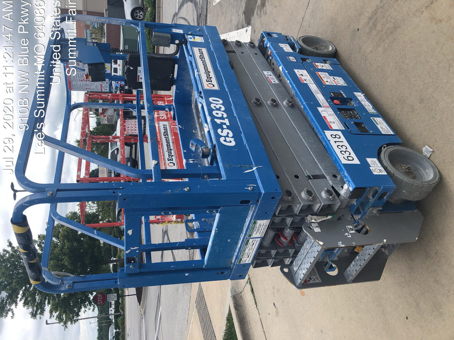 2020 Genie GS-1930 Solid Non Marking Tires, Beacon, Folding rails with half height swing gate