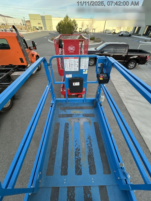 2020 Genie GS-4047 Standard, Folding full height swing gate, 800W Inverter