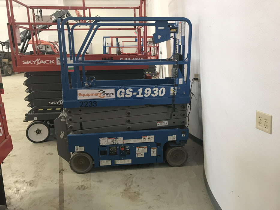 2016 Genie GS-1930 Genie GS1930 Scissor Lift