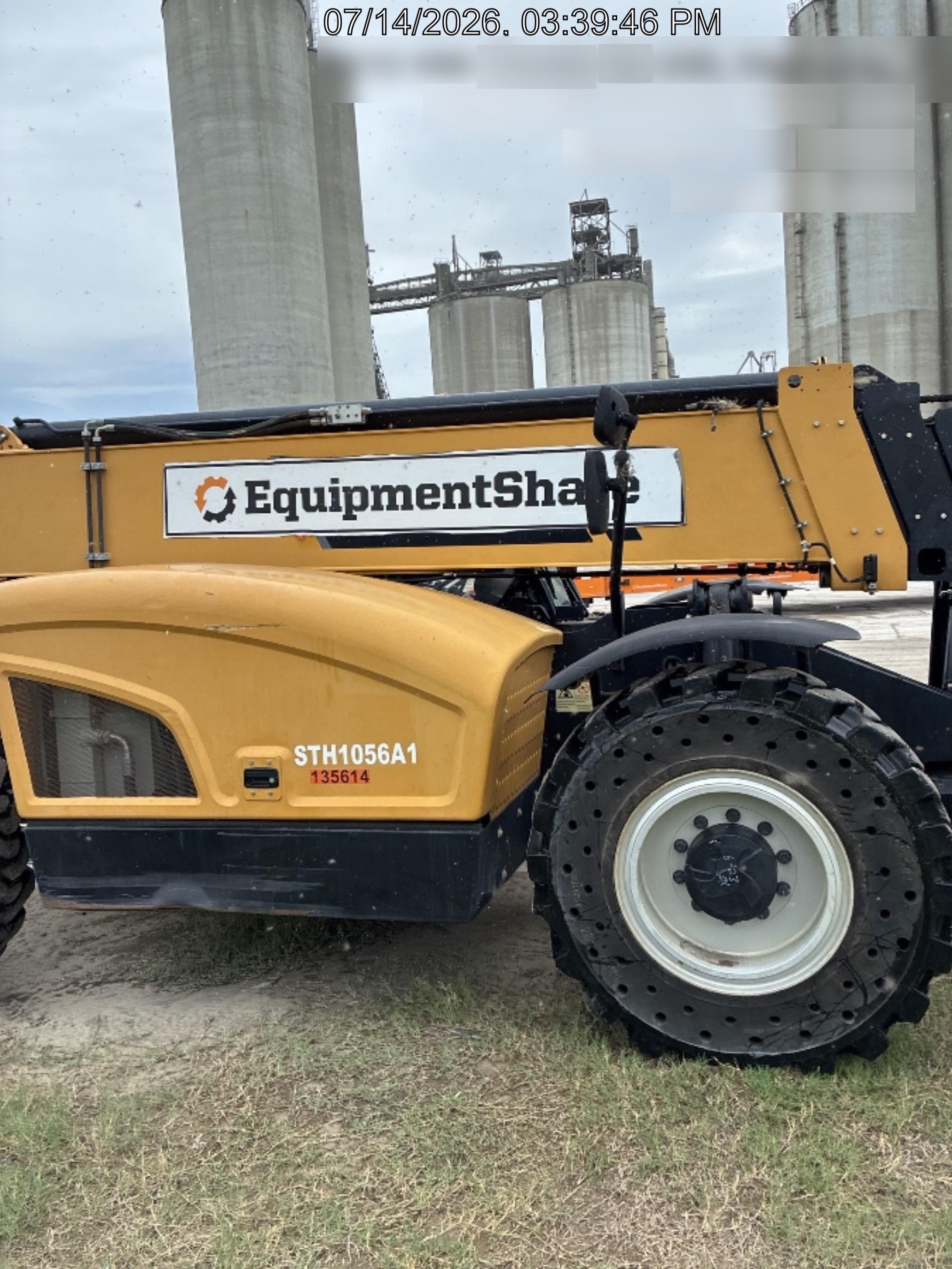 2021 SANY STH1056