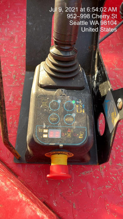 2020 MEC 1330SE Solid NM Tires, Steel Swing out Doors, LCS, Beacon, 900W Inverter