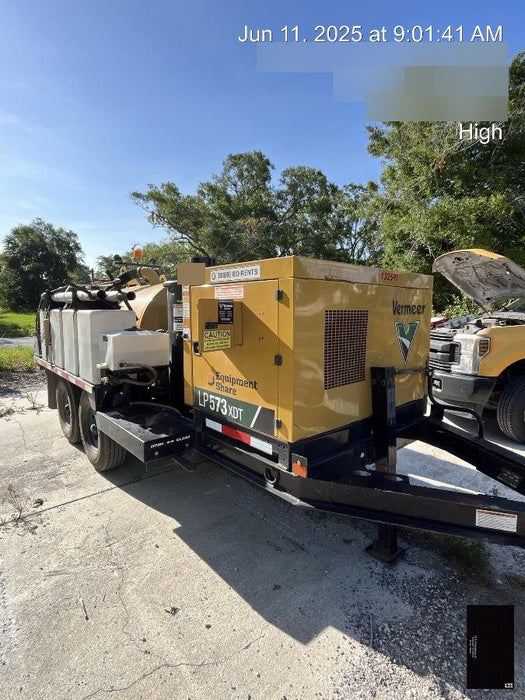 2021 VAC-TRON LP573XDT