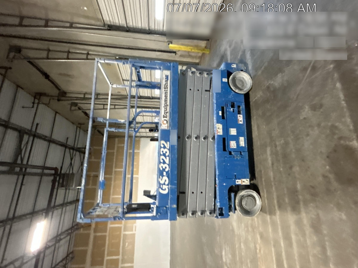 2022 GENIE GS-3232