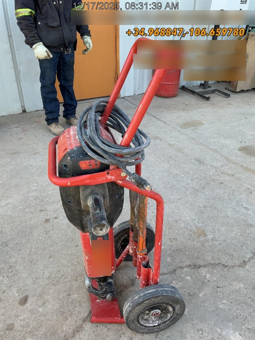 2020 HILTI TE 3000-AVR
