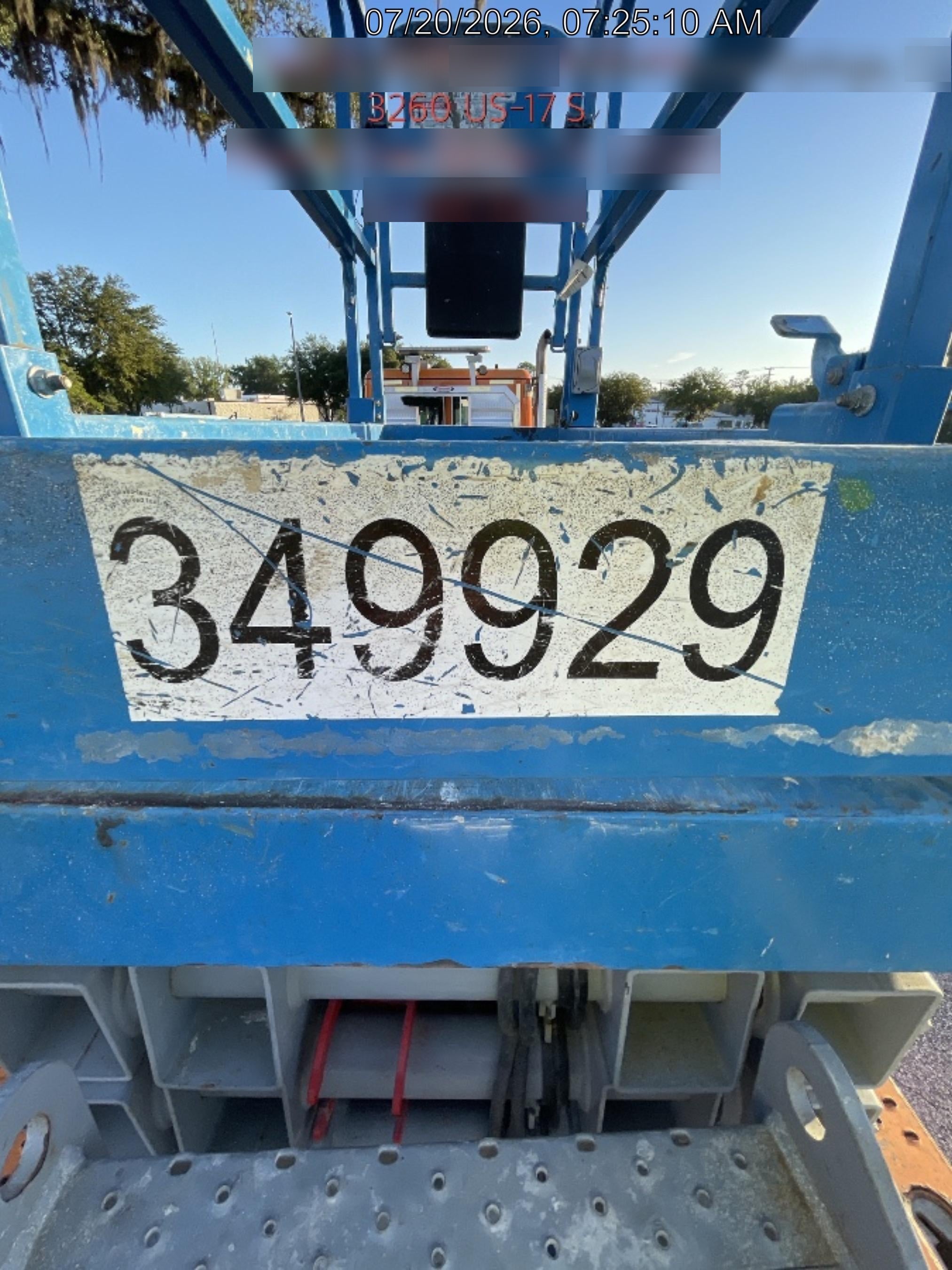 2023 GENIE GS-1932