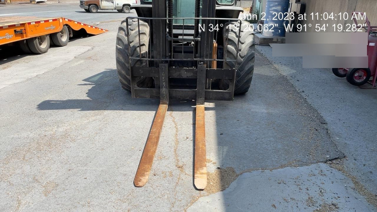 2021 CASE 588H