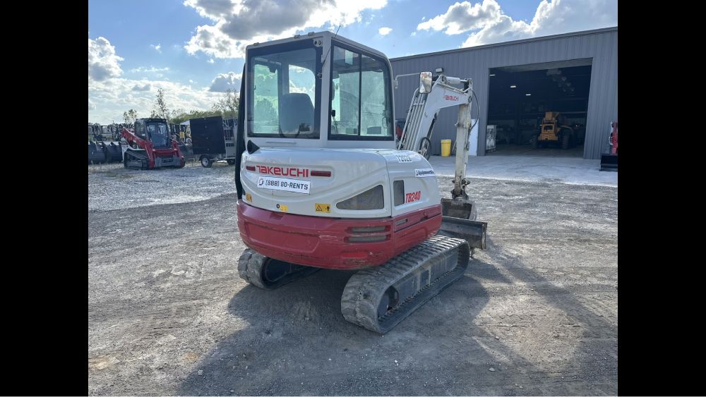 2020 TAKEUCHI TB240