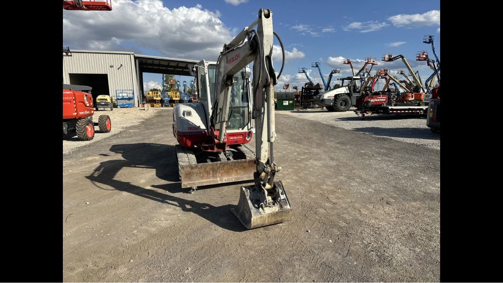 2020 TAKEUCHI TB240