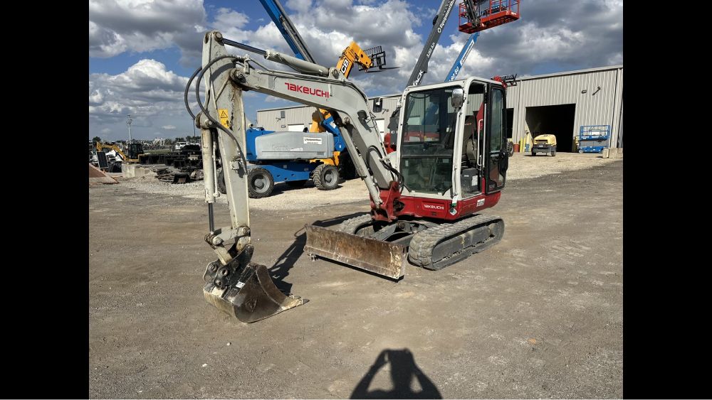 2020 TAKEUCHI TB240
