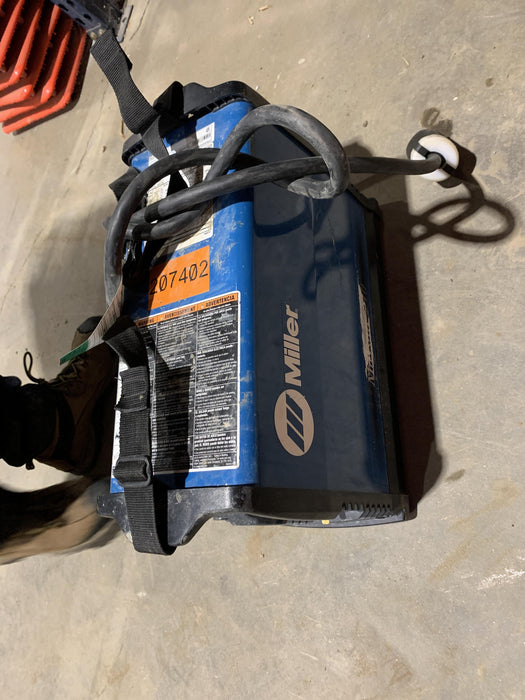 2022 MILLER ELECTRIC Maxstar 210 DX