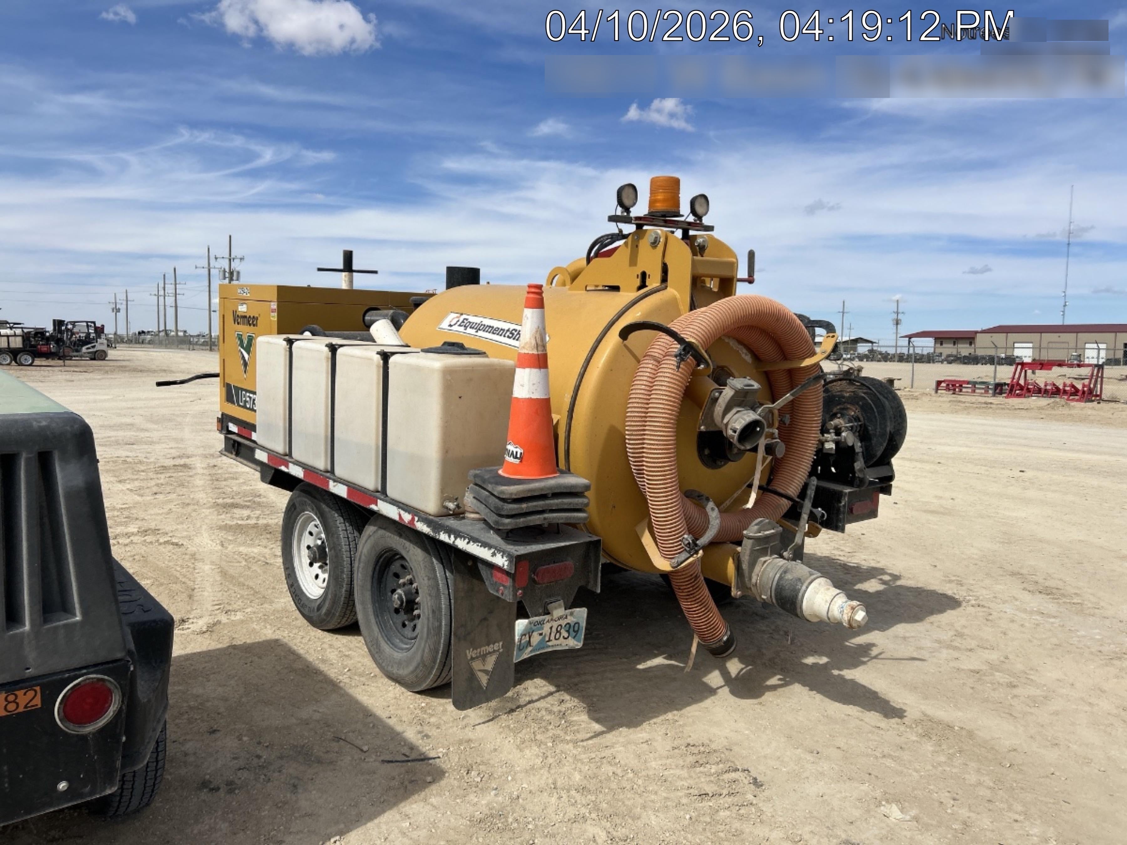 2023 VAC-TRON LP573XDT