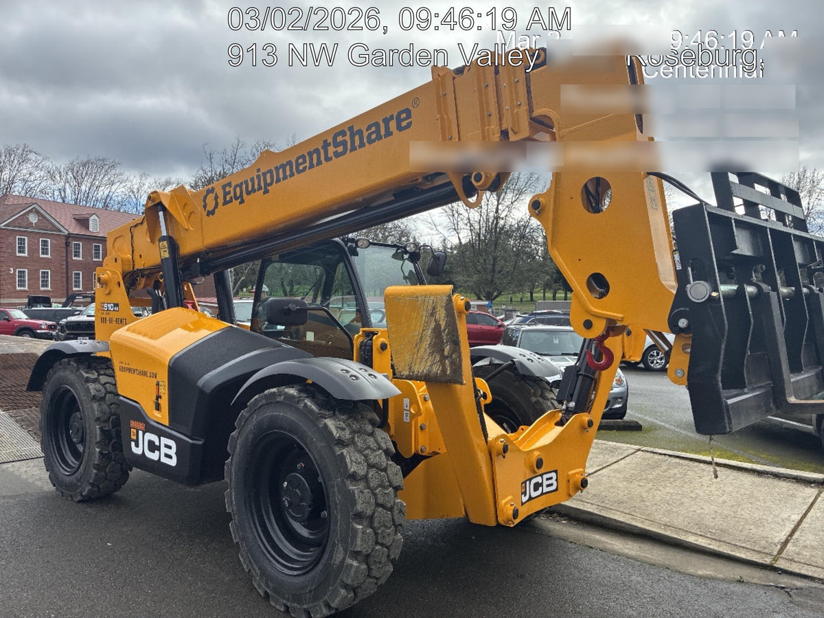 2025 JLG 1001095418