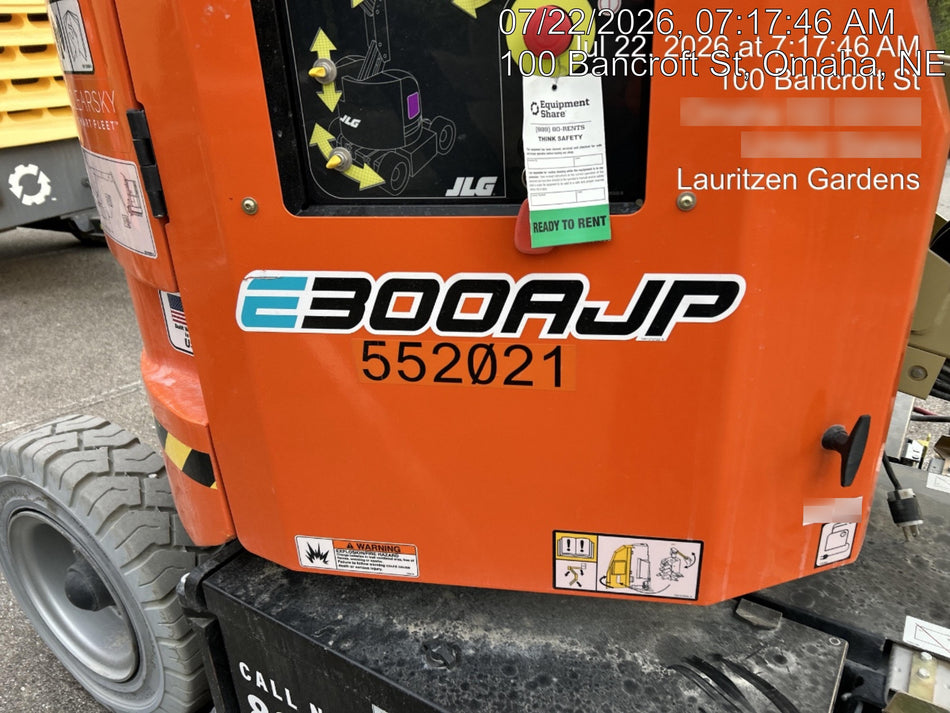 2025 JLG E300AJP