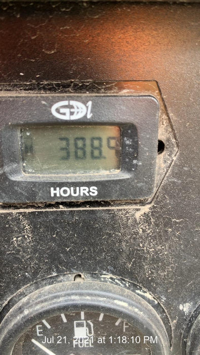 2019 Lincoln Electric Vantage 322 Welder Ready-Pak 3, Two wheel trailer, Fender and Light kit, Cable Rack