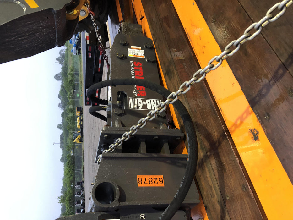 2019 John Deere 310LEP 4wd, Canopy, Standard dipper, ISO, Rear Auxiliary Hydraulics, Manual QC 12”, 18”, and 24” buckets