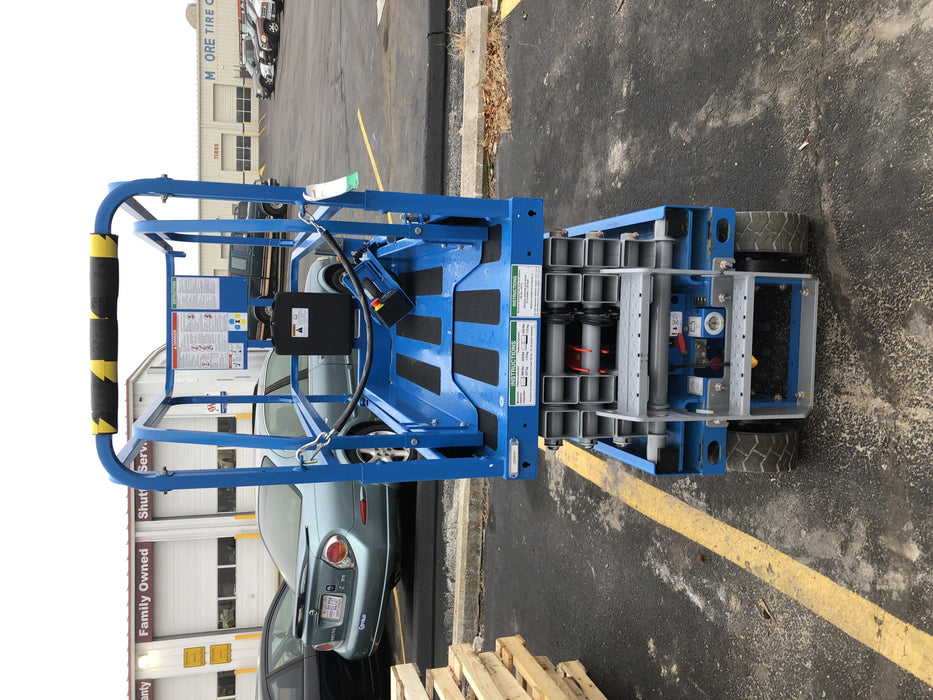 2019 Genie GS-1930 Fixed Rails with Chain Entry