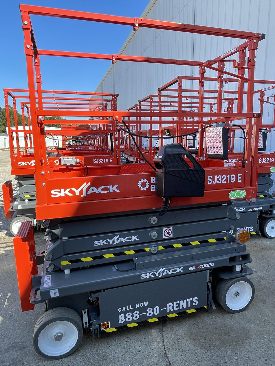 2024 Skyjack SJ3219 Electric Drive, Sld NM Tires, DBcns, RFRails, Power to Platform, T3 + Access Control