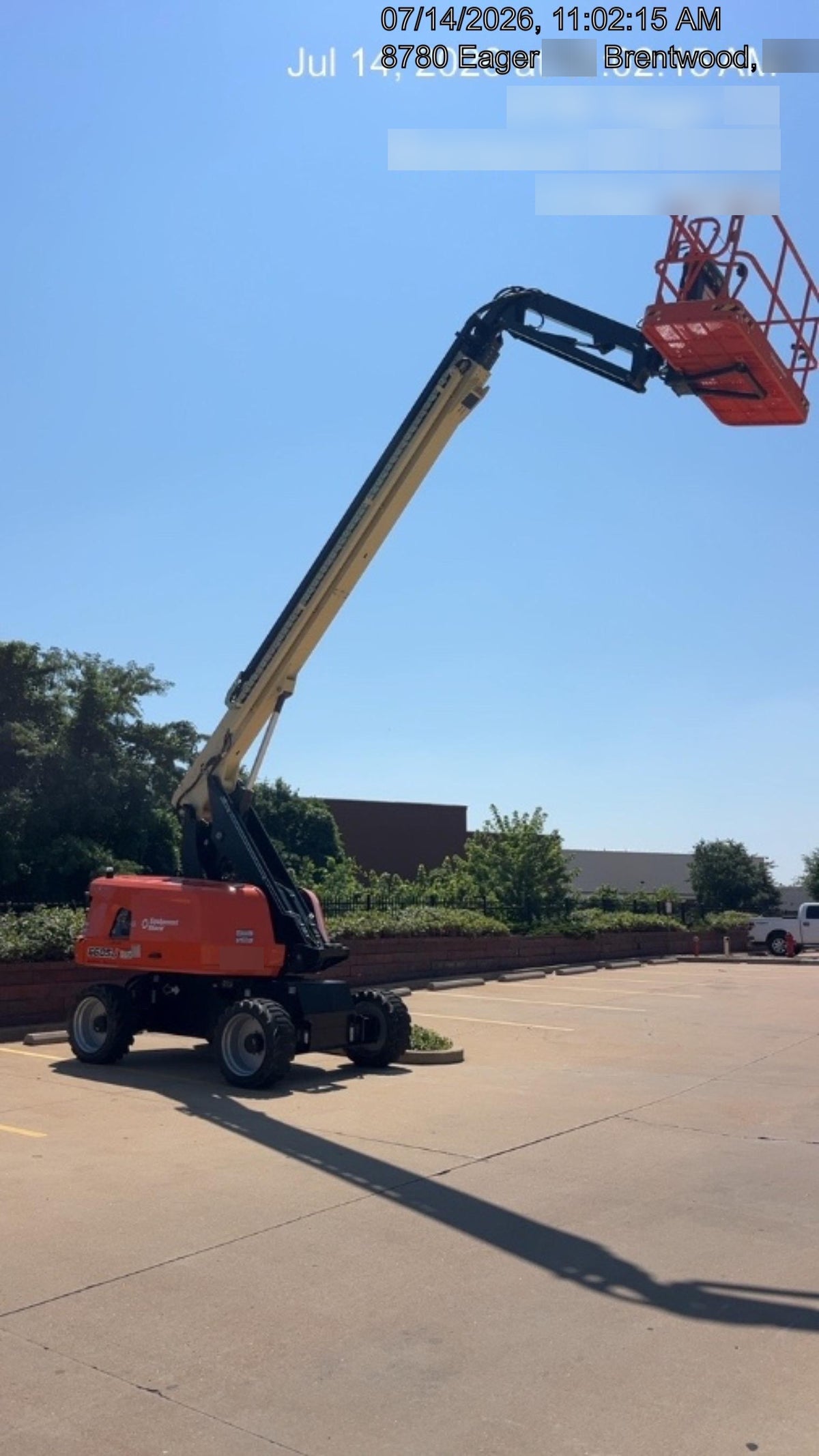 2025 JLG 660SJ
