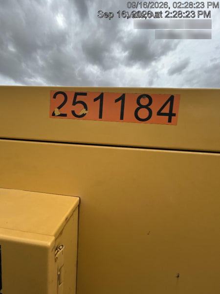 2022 Vac-Tron LP573XDT T4 Koehler Diesel Engine, 500 Gallon Debris Tank, x2 100 Gallon Water Tanks