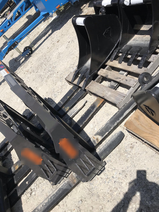 2019 PALADIN 48" Pallet Forks - Paladin