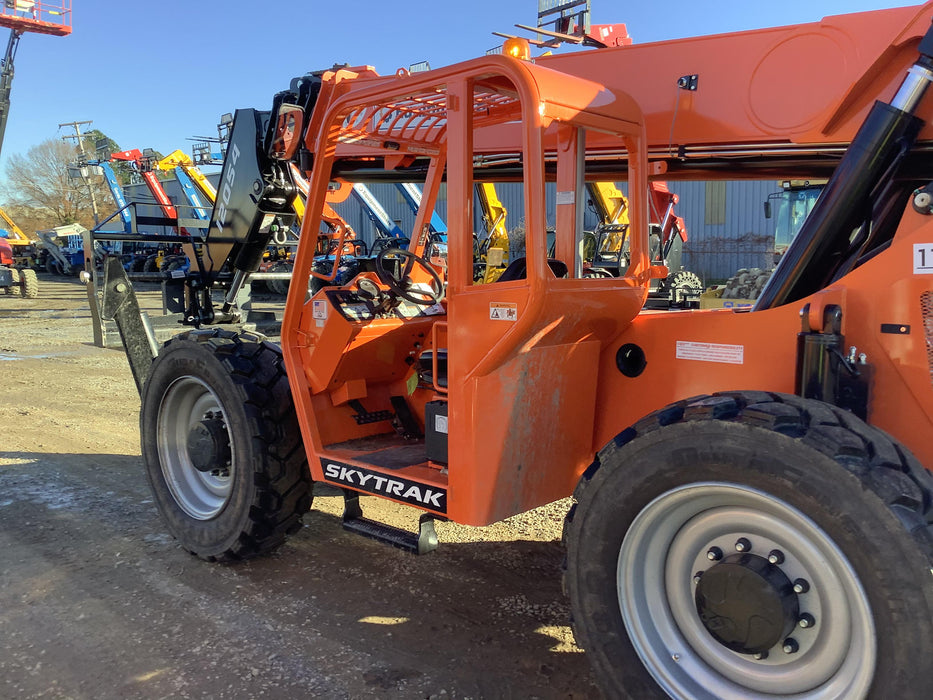 2020 SKYTRAK 12054