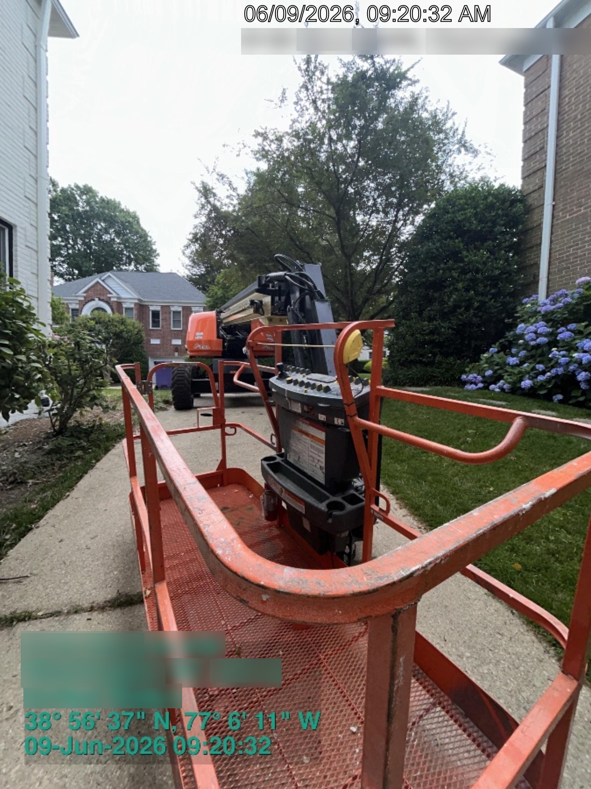 2025 JLG 660SJ