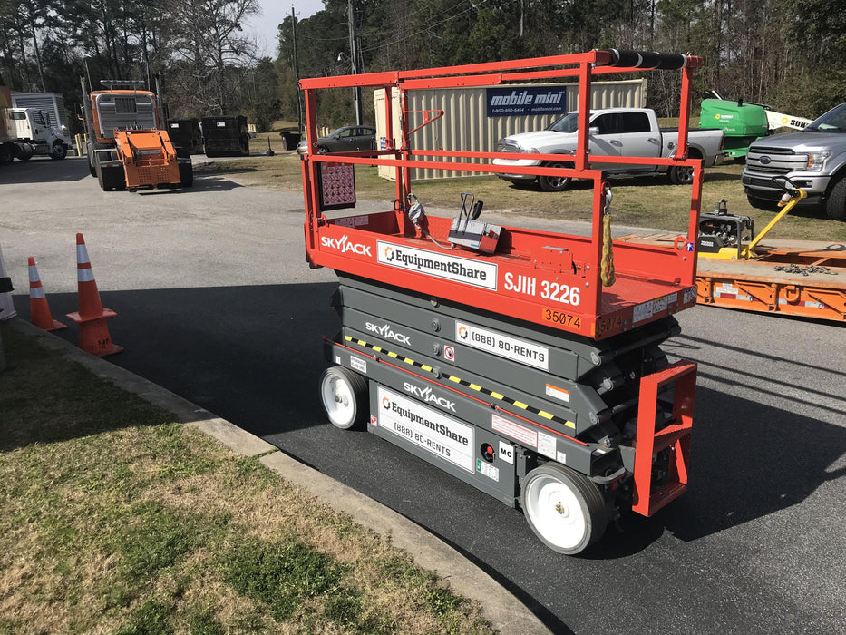 2019 Skyjack SJIII-3226 Standard Options, Trojan Batteries