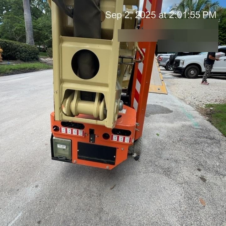 2019 JLG X600AJ