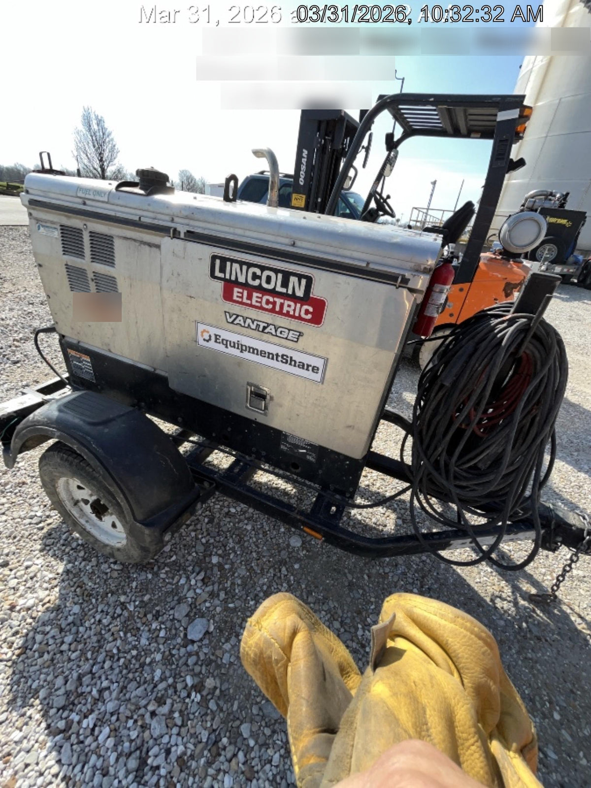 2019 Lincoln Electric Vantage 322 Welder Ready-Pak 3, Two wheel trailer, Fender and Light kit, Cable Rack