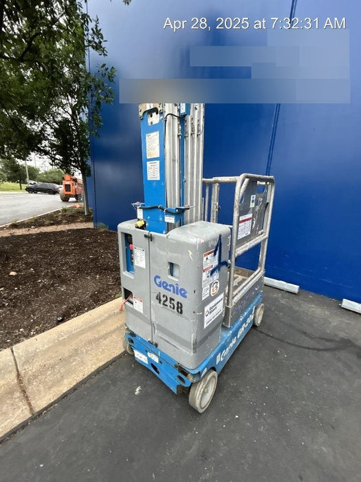2017 GENIE GR-20