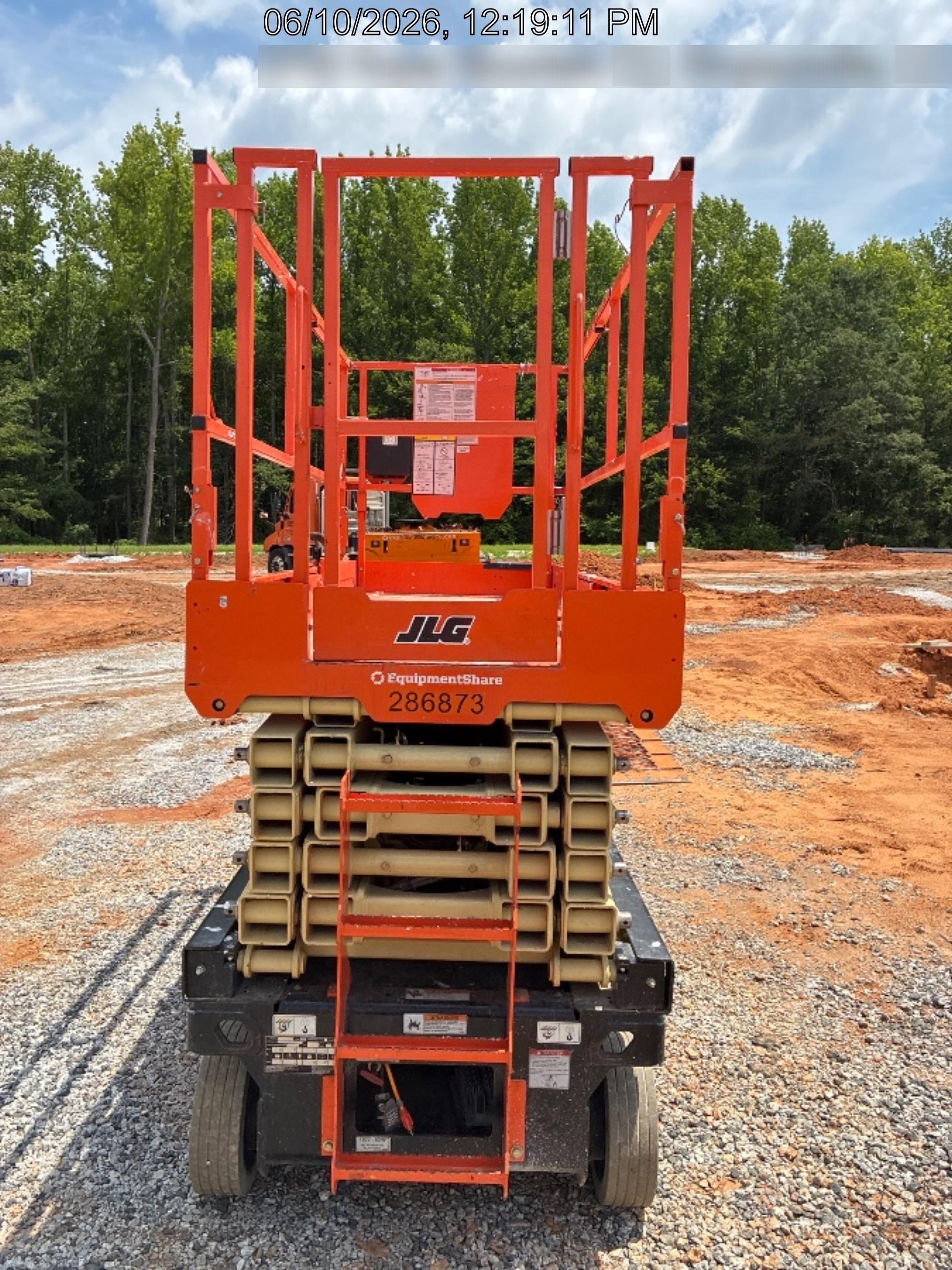 2022 JLG R4045