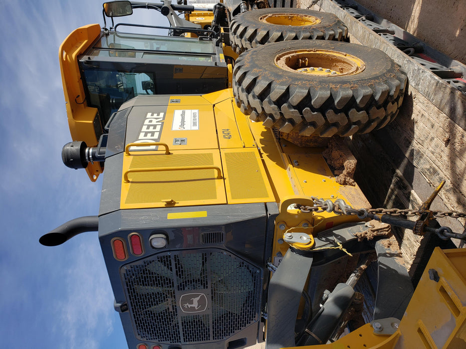 2019 JOHN DEERE 672G