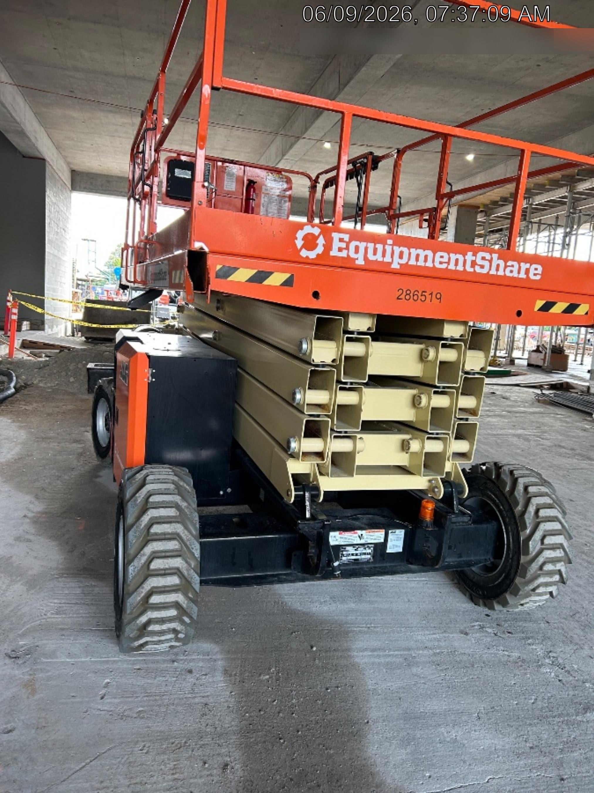 2022 JLG RT4394