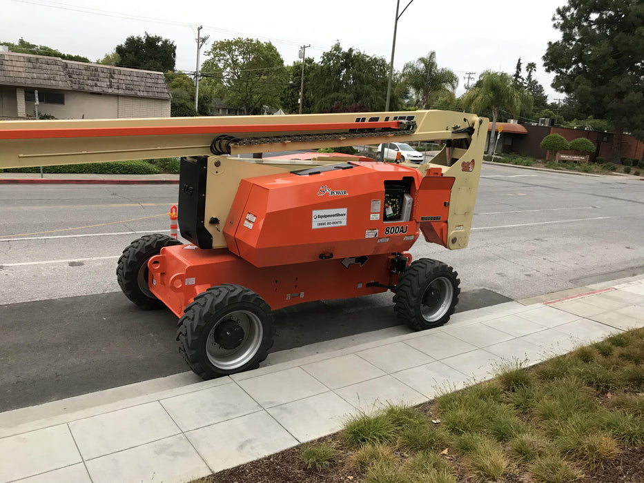 2020 JLG 800AJ