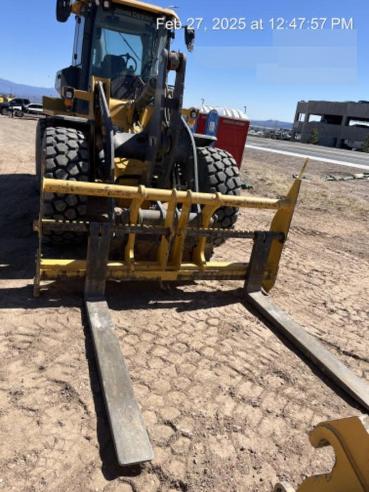 2020 JOHN DEERE 96" Loader Fork Carriage - John Deere