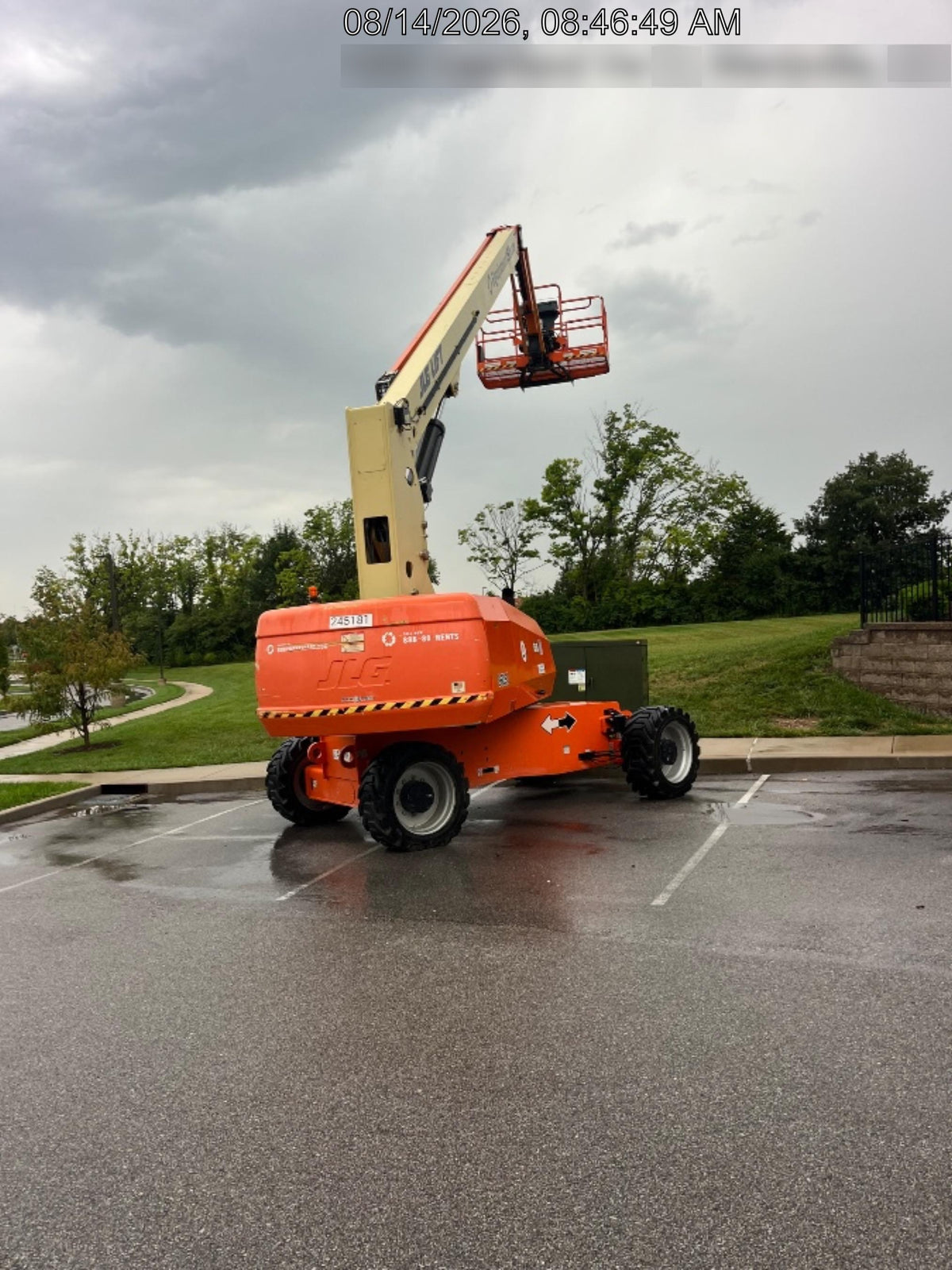 2022 JLG 860SJ