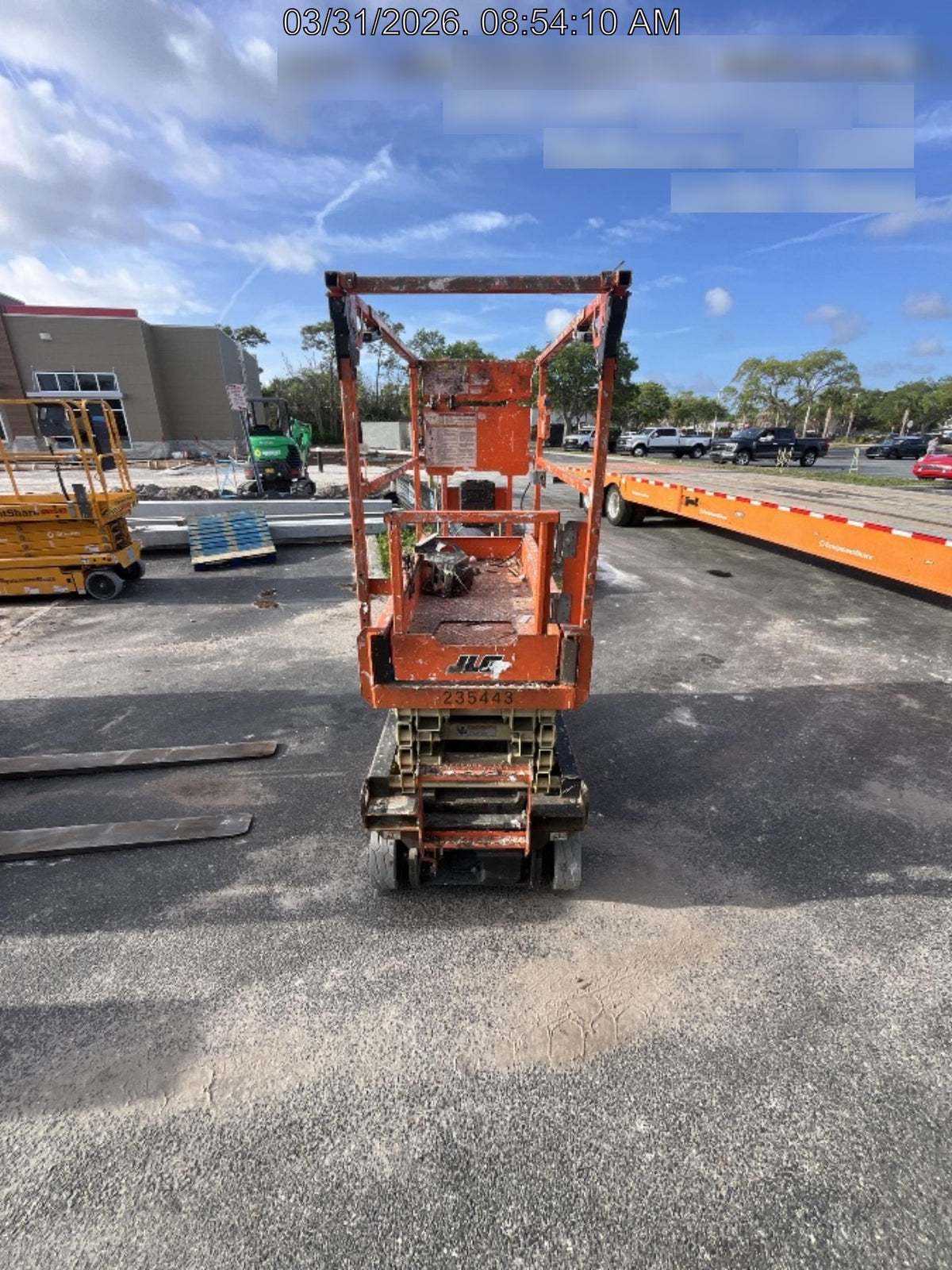 2022 JLG ES1932