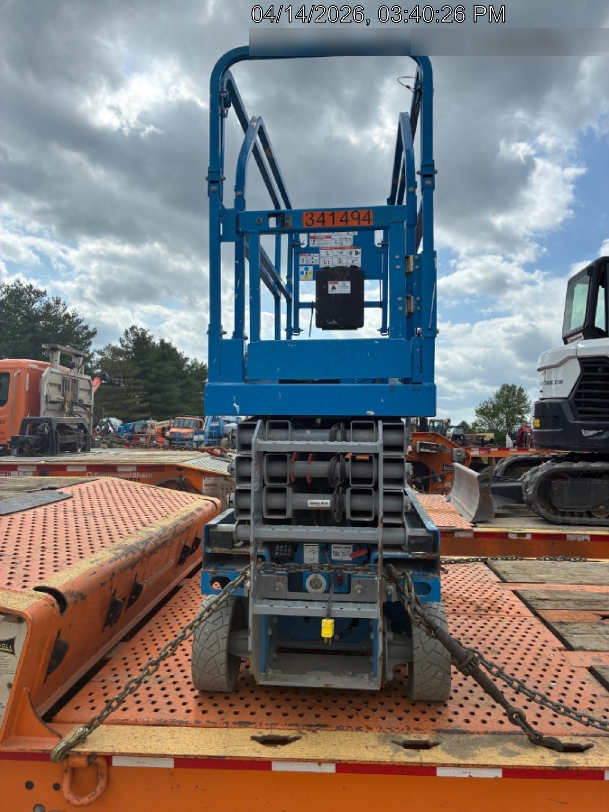 2020 Genie GS-1930 Solid Non Marking Tires, Beacon, Folding rails with half height swing gate, 800W Inverter