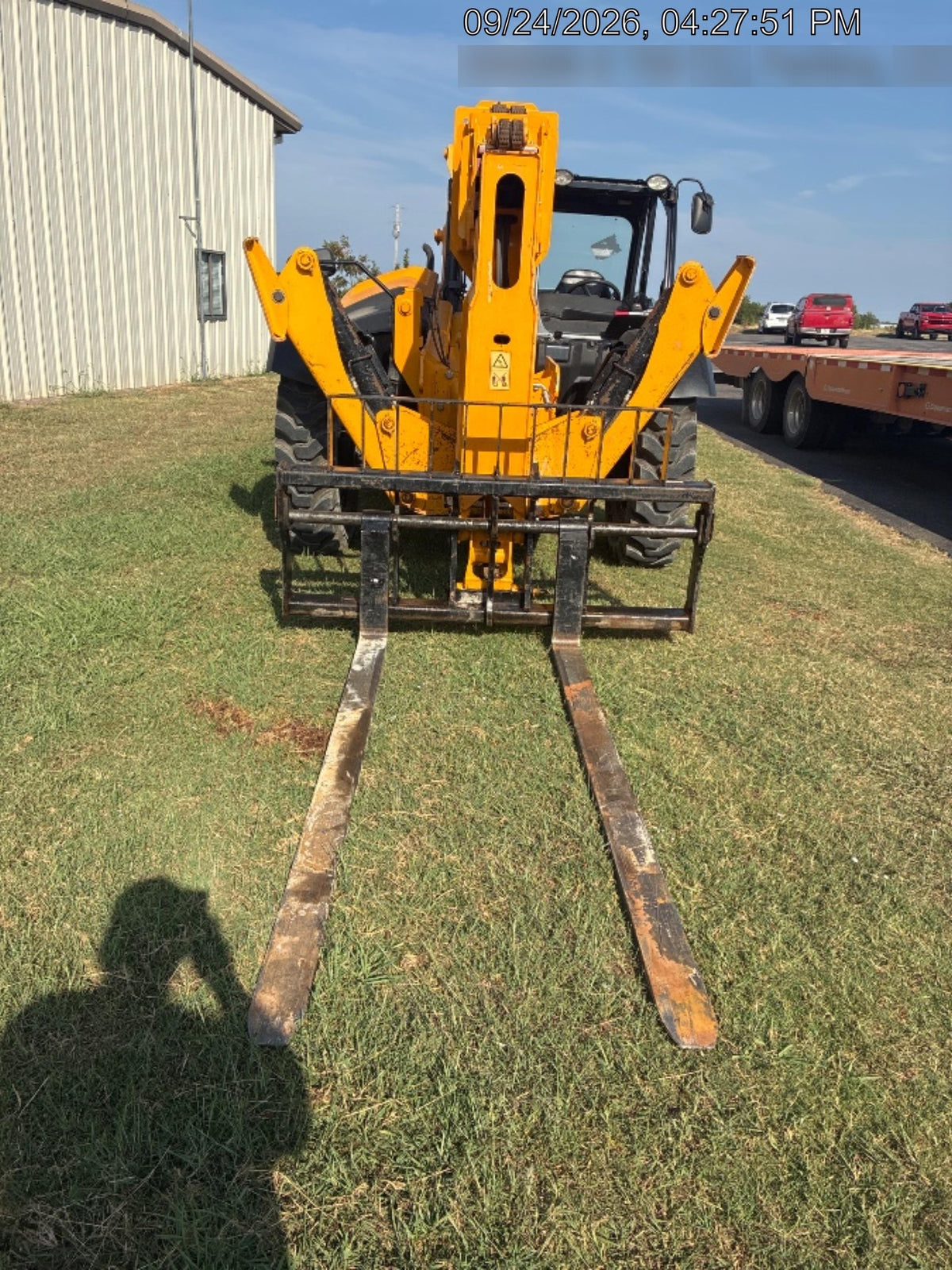 2023 JCB 510-56