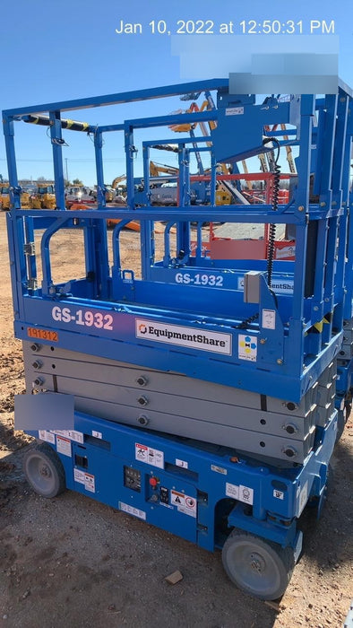 2021 GENIE GS-1932
