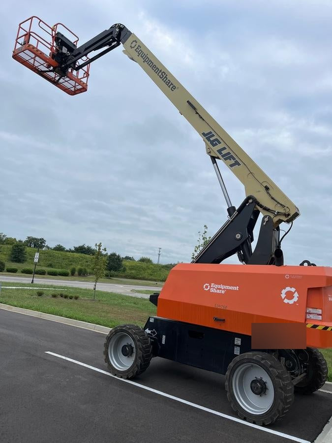 2025 JLG 660SJ