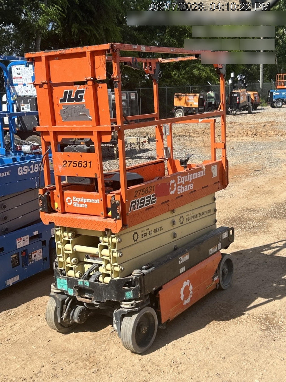 2022 JLG R1932
